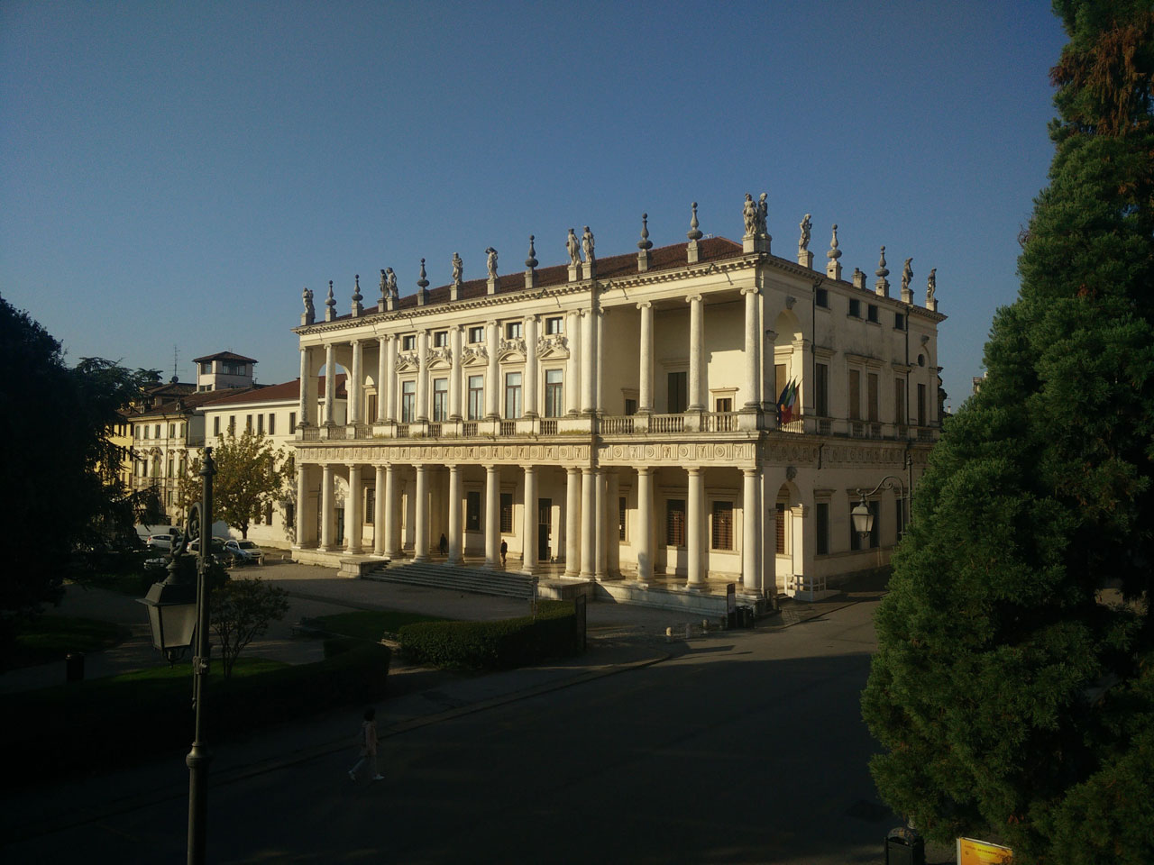 Palladio film features Frampton, Peter Eisenman and Antonio