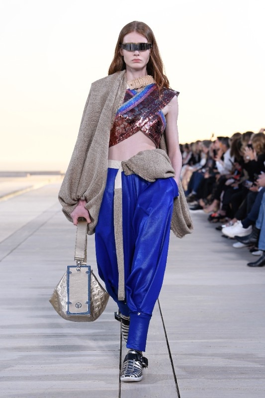 San Diego, USA. 12th May, 2022. A model walks on the runway at the Louis  Vuitton fashion show fashion show at the Salk Institute for Biological  Studies in San Diego CA on