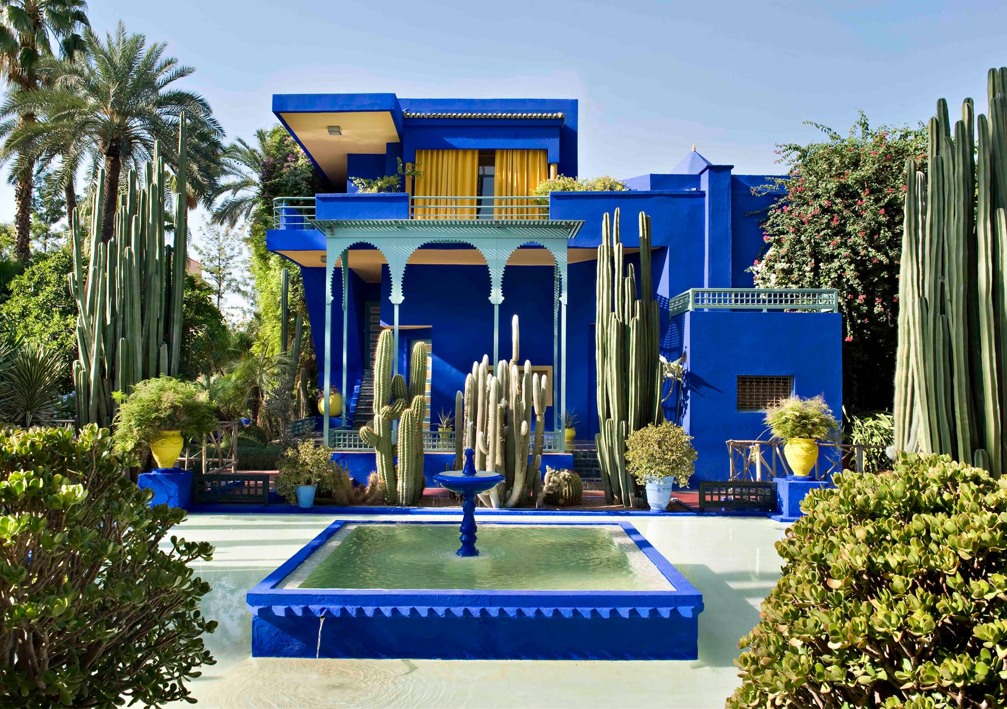 Yves Saint Laurent′s blue villa in Marrakesh is actually not for sale -  Domus