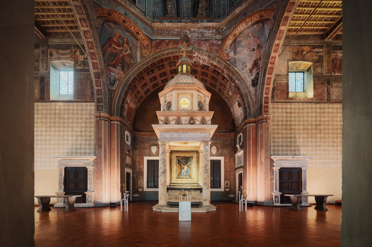 A 15th-century hospital becomes a refuge for runners of the Rome Marathon