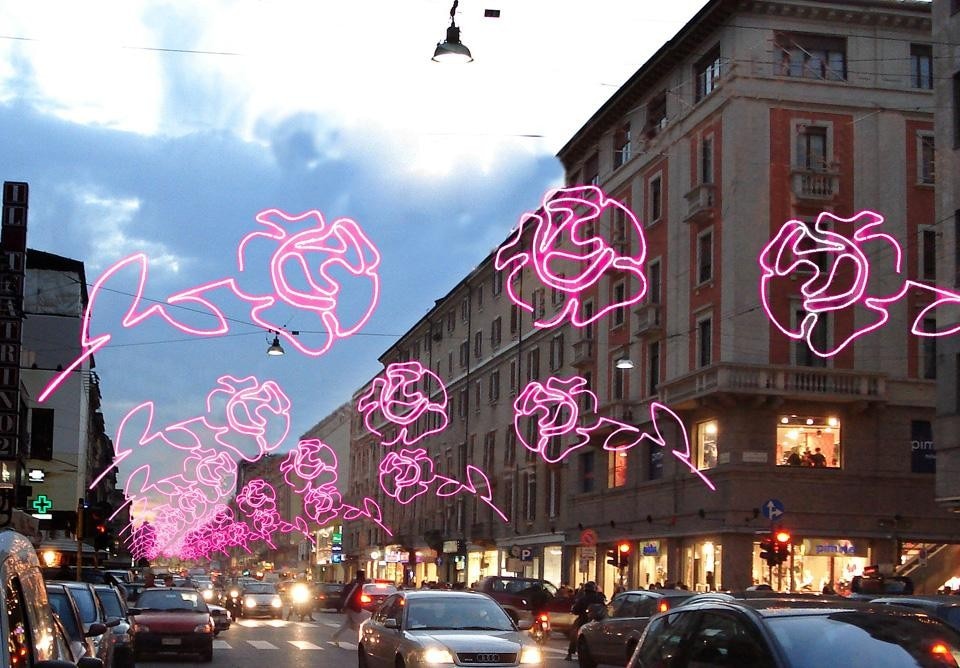 Via Dante: Luca Trazzi, Nuvole d’Oro. Partner Tecnici: Cross Point_Tessiture Tele Metalliche Rossi


