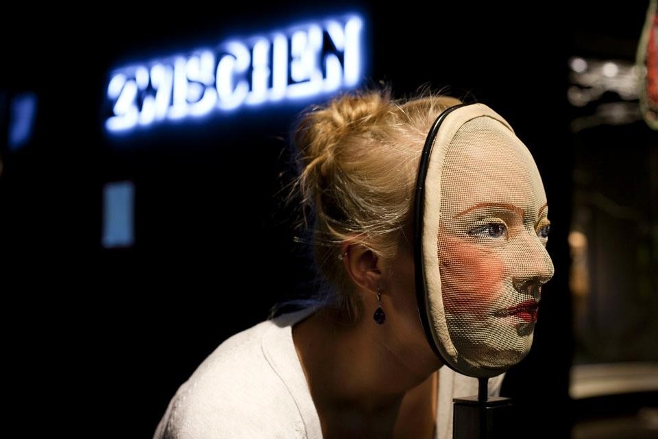 Maschere rituali,
Stanza: mondi intermedi