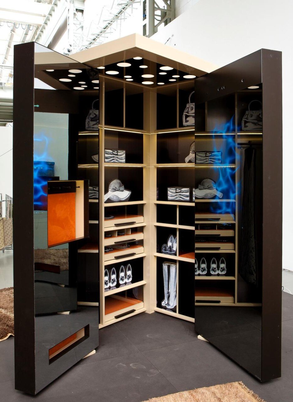 Baule/Armadio SupreME di Vudafieri Saverino Partners