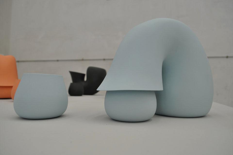 Jug, caraffa per l'acqua in porcellana.