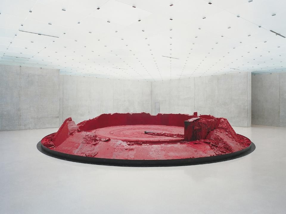 <i>My Red Homeland</i>. Photo Nic Tenwiggenhorn, Kunsthaus Bregenz. Courtesy Kunsthaus Bregenz.
