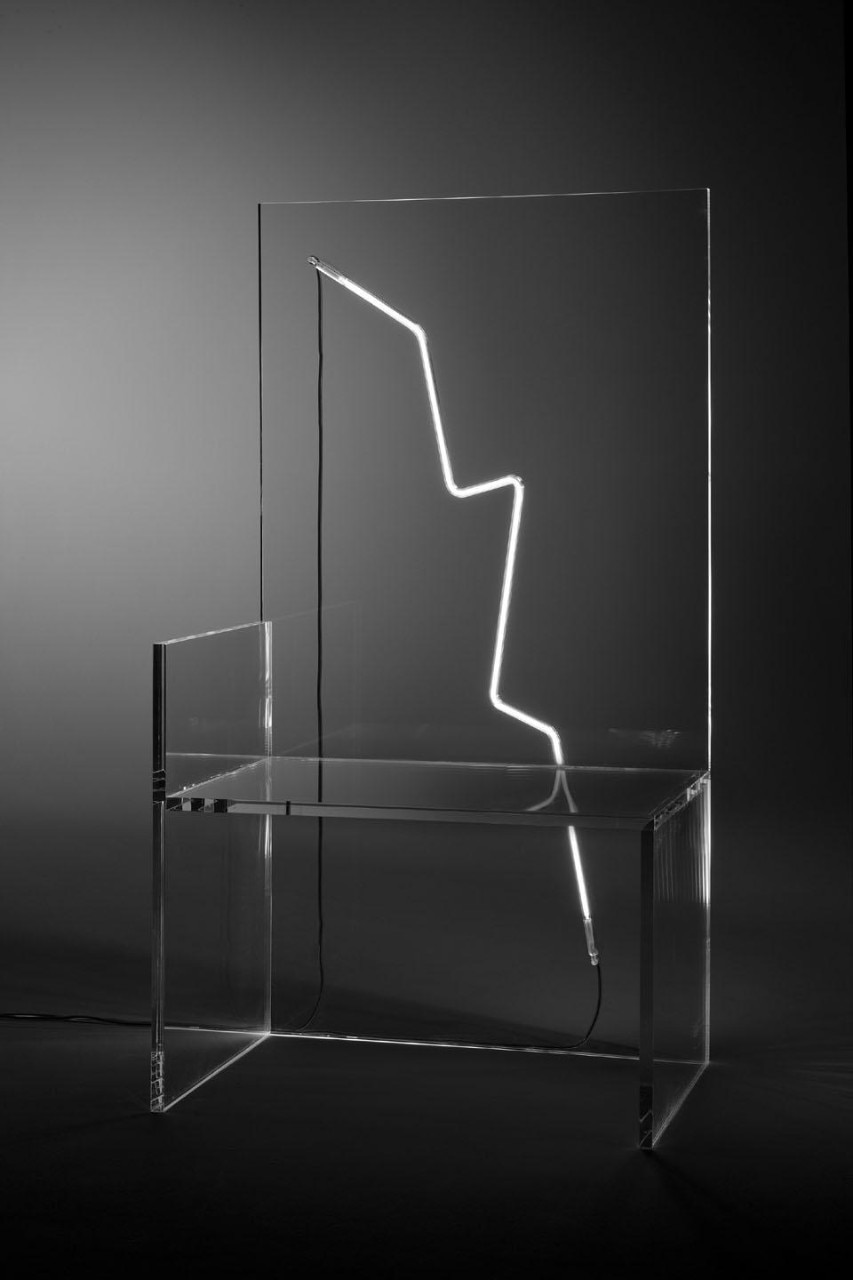 7 Electric Chairs... as you like it Domus