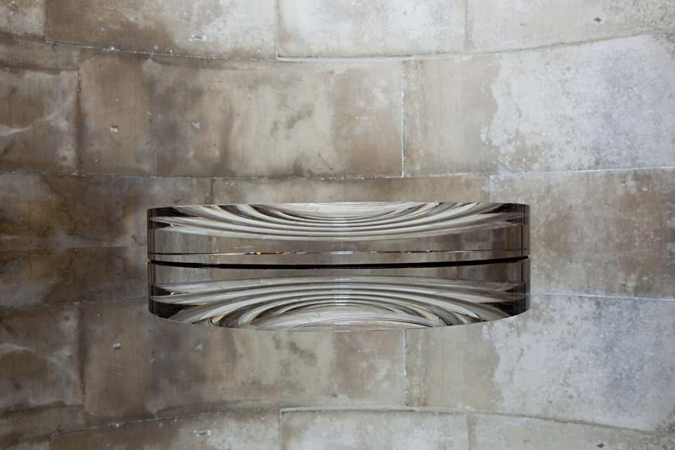 <i>Perspectives</i> utilizza le
più grandi lenti Swarovski mai prodotte per creare un'esperienza ottica.