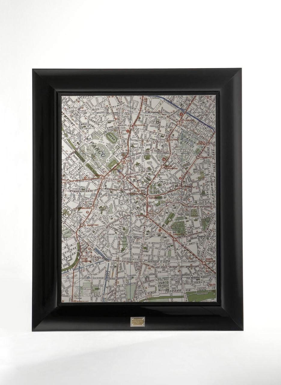 Mirror Map di Dolce&Gabbana, un'altra reinterpretazione dello specchio Francois Ghost. 