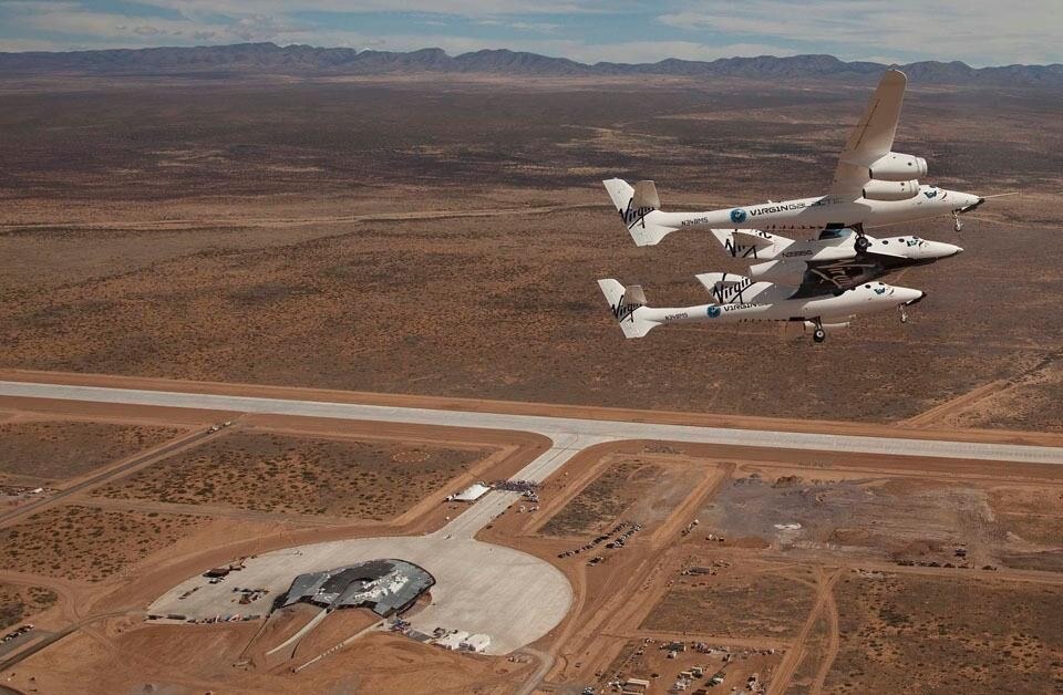 Lo Spaceport America di Foster + Partners in costruzione.