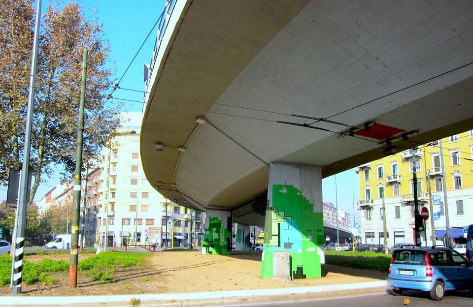 Cavalcavia di Corvetto a Milano con un’opera di design ambientale dell'artista Zedz