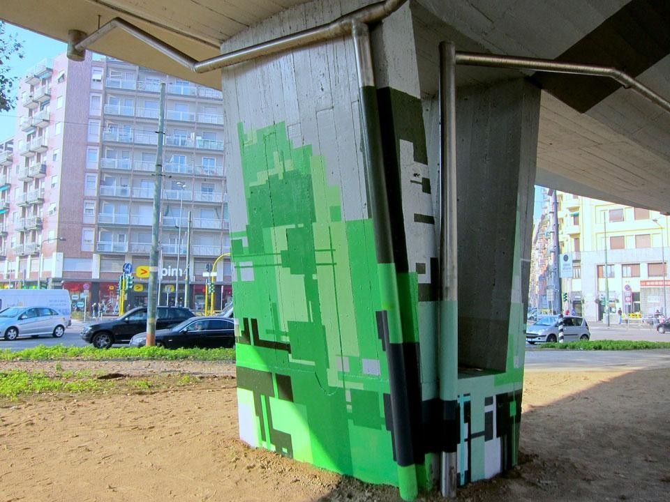 Cavalcavia di Corvetto a Milano con un’opera di design ambientale dell'artista Zedz