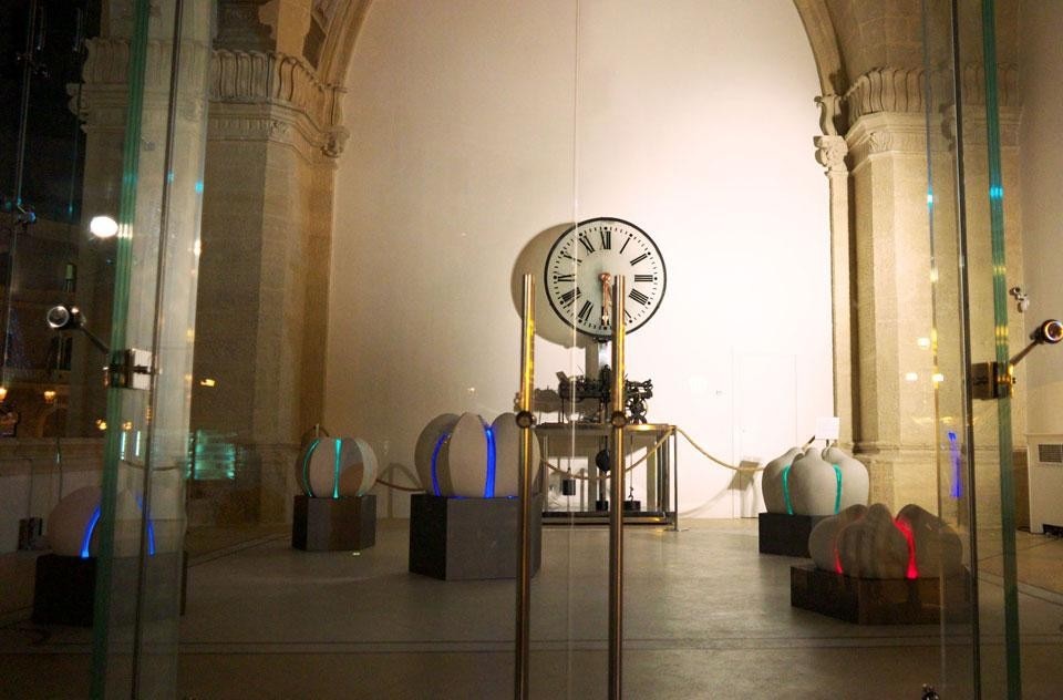 Marco Appicciafuoco, <i>
Light Flowers</i>, 
Piazza Sant?Oronzo