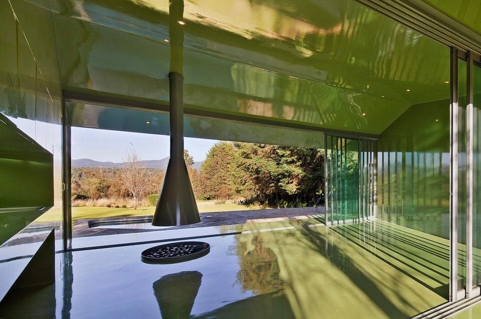 <i>Pabellon en Lamina</i> progettato da Parque Humano, un luogo di ritiro e meditazione.