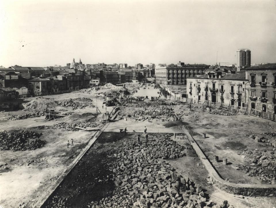 Sventramento della città di Catania negli anni '50.