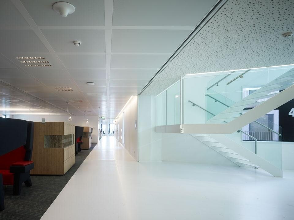 Boolles and Wilson, Raakspoort – City Hall and Bioscoop