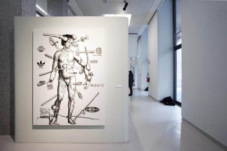 <i>OZMO Il PreGIUDIZIO UNIVERSALE</i>, Museo del Novecento, Milano, 2 – 21 febbraio 2012. Foto Giulia Ticozzi/Il Post