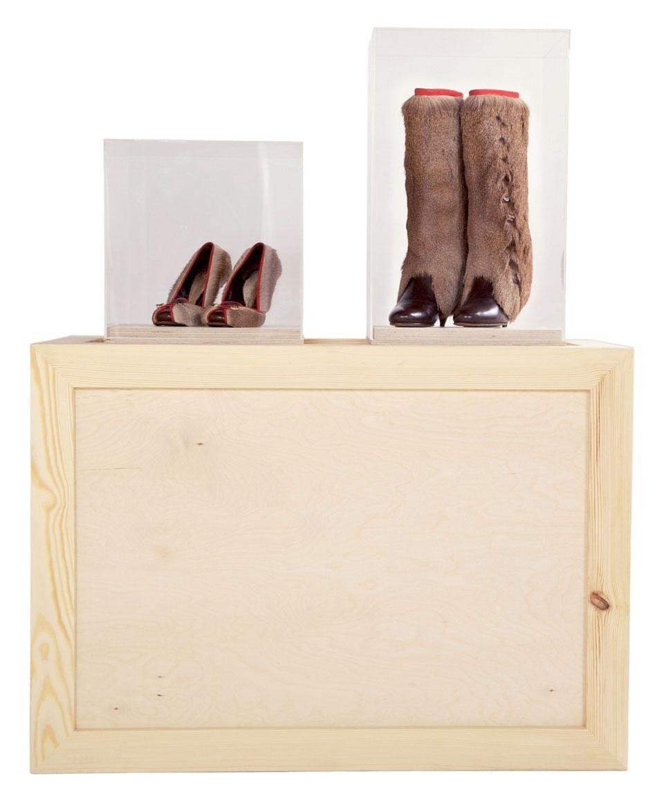 Scarpe Criatura, di Leonora Jakovljevic per Leonora Mark – Ave Femina, 2005. Photo Jana Urbas