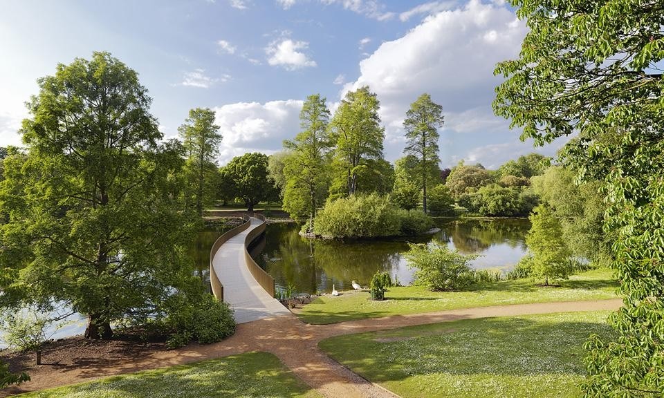 In alto: John Pawson, Baron House, Skåne,Sweden, 2005. Qui sopra: John Pawson, Sackler Crossing in the
Royal Botanic Gardens,
Kew, London, England,
2006