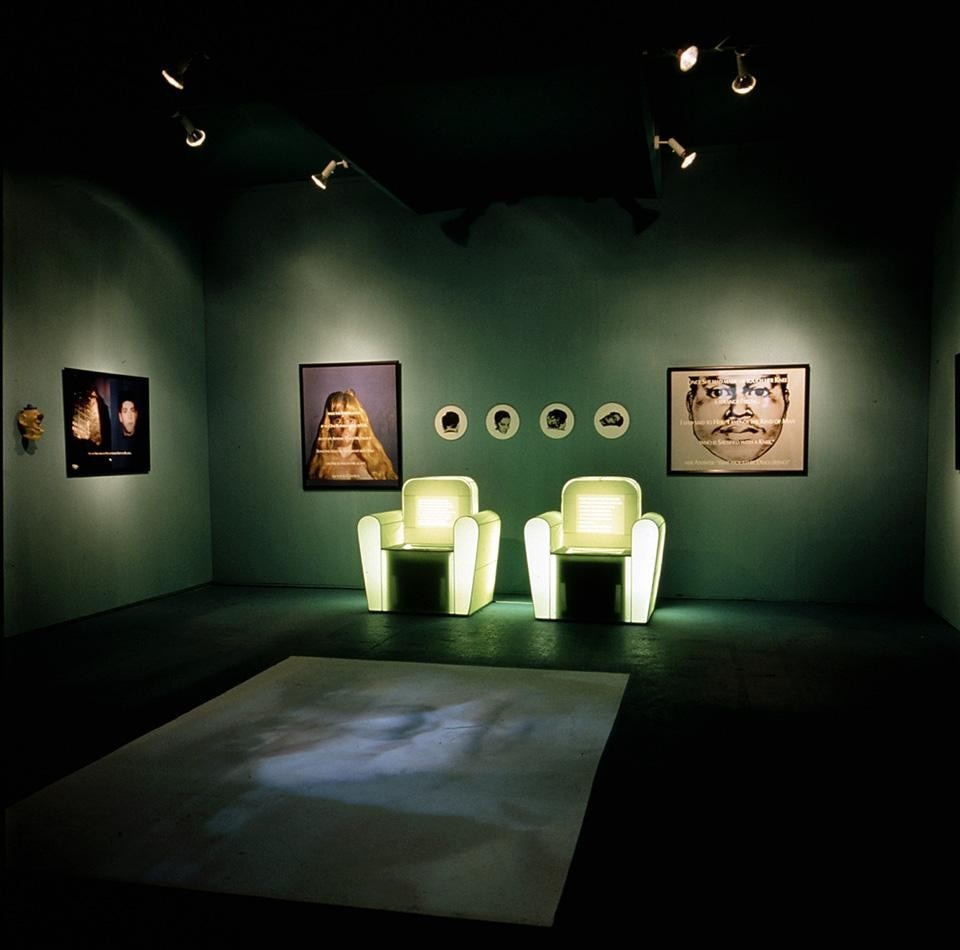 Lydia Schouten 
<i>A Virus of Sadness</i>, 1990 (ambientata) 
Materiali vari, dimensioni variabili 
Courtesy l’artista e Cultural Heritage Agency of The Netherlands 

