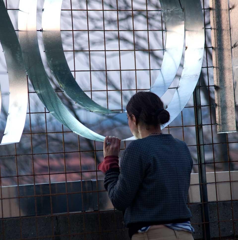 Marzia Migliora, <i>Ginnastica dei ciechi – La corsa al cerchio</i>, 2012, vista dell'installazione presso il giardino di Sant’Alessio, Roma. Photo Camilla Borghese
