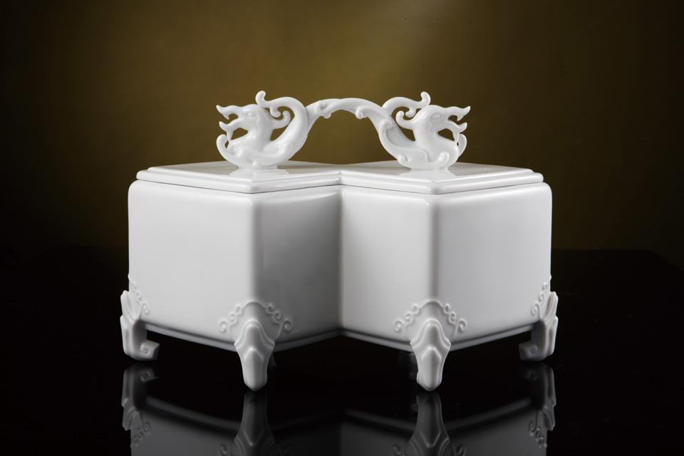 In apertura: Fullness; qui sopra: Glory