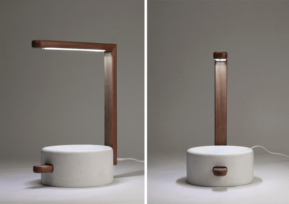 Easy Table Lamp di Giorgio Bonaguro. Foto Andrea Basile. 