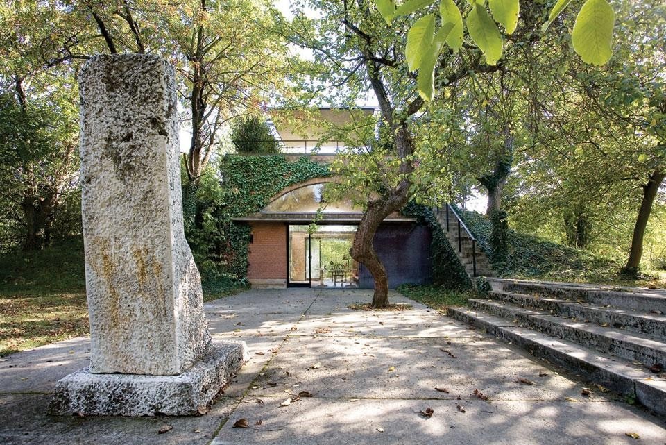 Vincitore della categoria "Ristrutturazioni", Pavol Panák, <i> Studio di architettura</i>, Cachtice (Slovacchia). Fotografia Tomas Manina