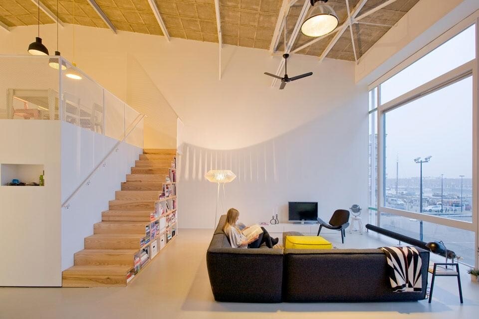 Marc Koehler Architects, <i>House like a village</i>, i volumi, come casette indipendenti, contengono funzioni meno dinamiche come stanze da letto, bagni e magazzini