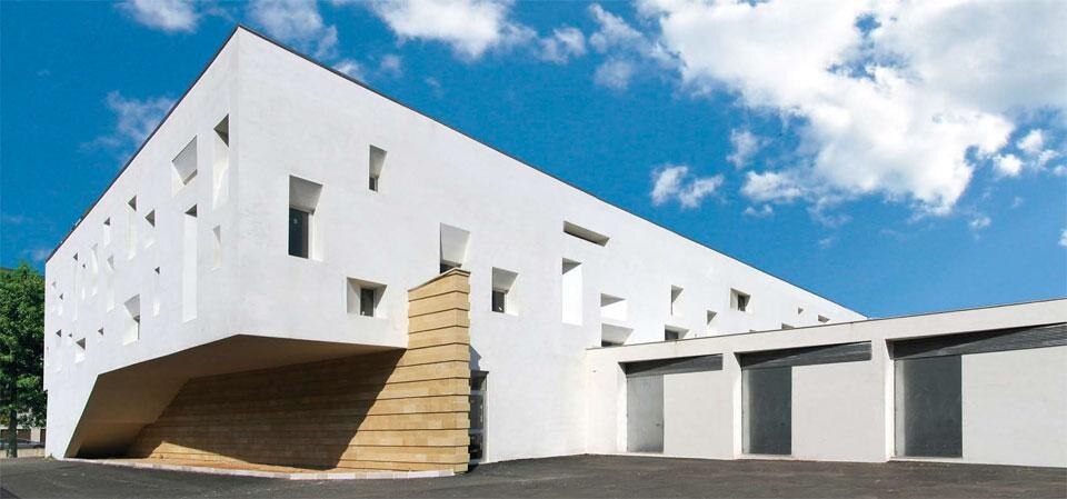 Donati D'Elia Associati, Palestra scolastica e di quartiere, Brindisi, Italia