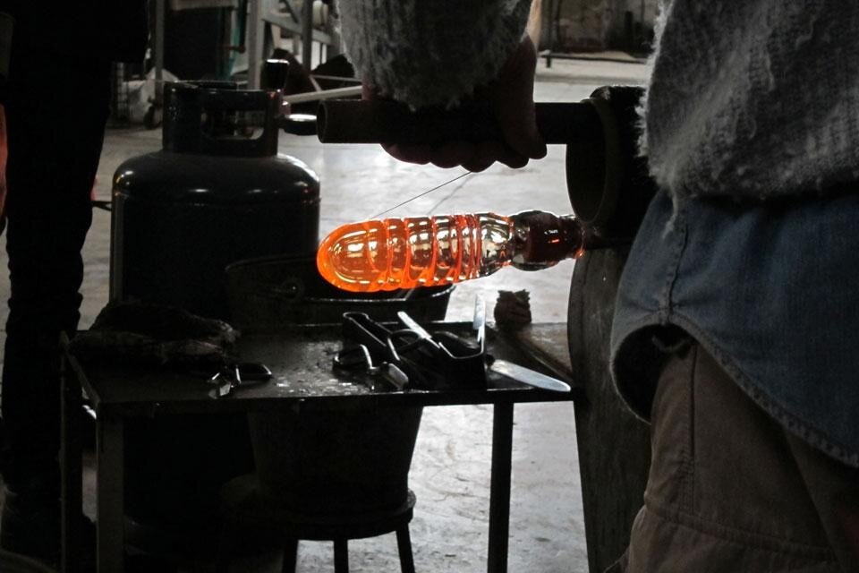 <em>Breaking the Mould</em>, progetto analitico e sperimentale sulle tradizionali tecniche
di soffiatura del vetro di Murano