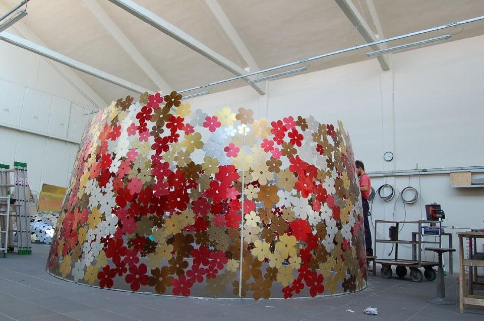 Andrea Salvetti, <i>Mazzolin di Fiori</i>. Work in progress nel suo laboratorio a Lucca.