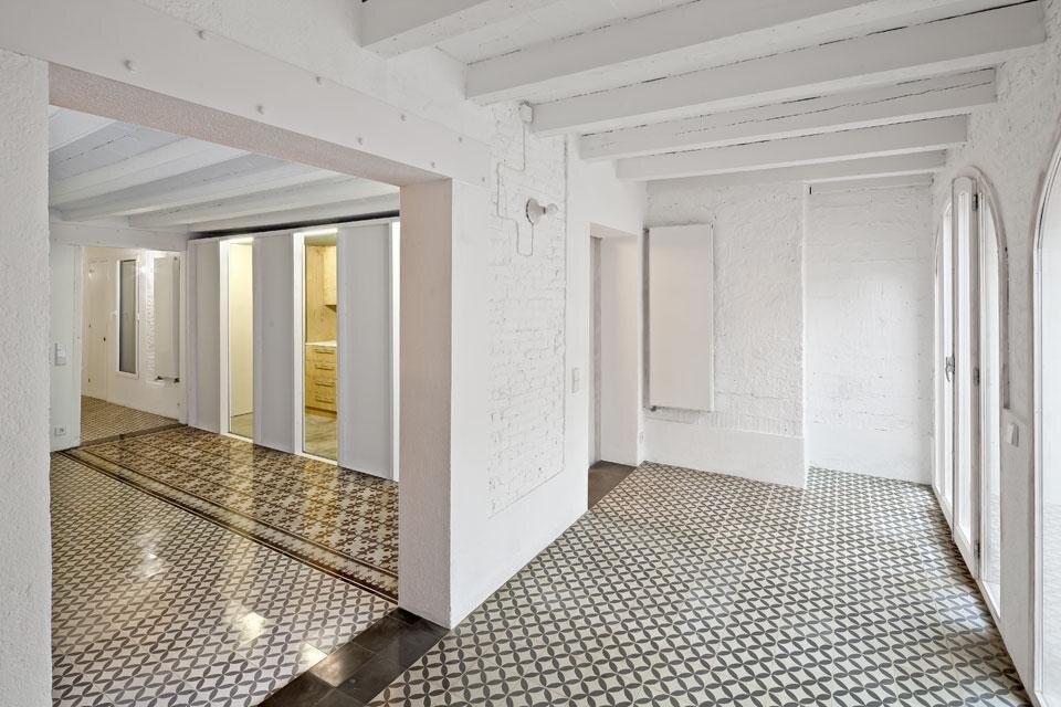 Vora Arquitectura, ristrutturazione di un appartamento nel centro storico di Barcellona
