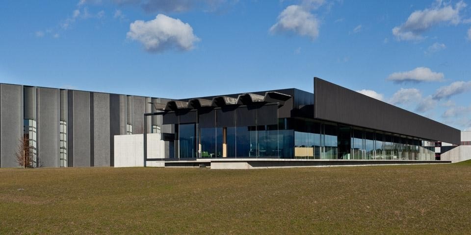 Gri e Zucchi Associati - GEZA, Nuova sede per Pratic