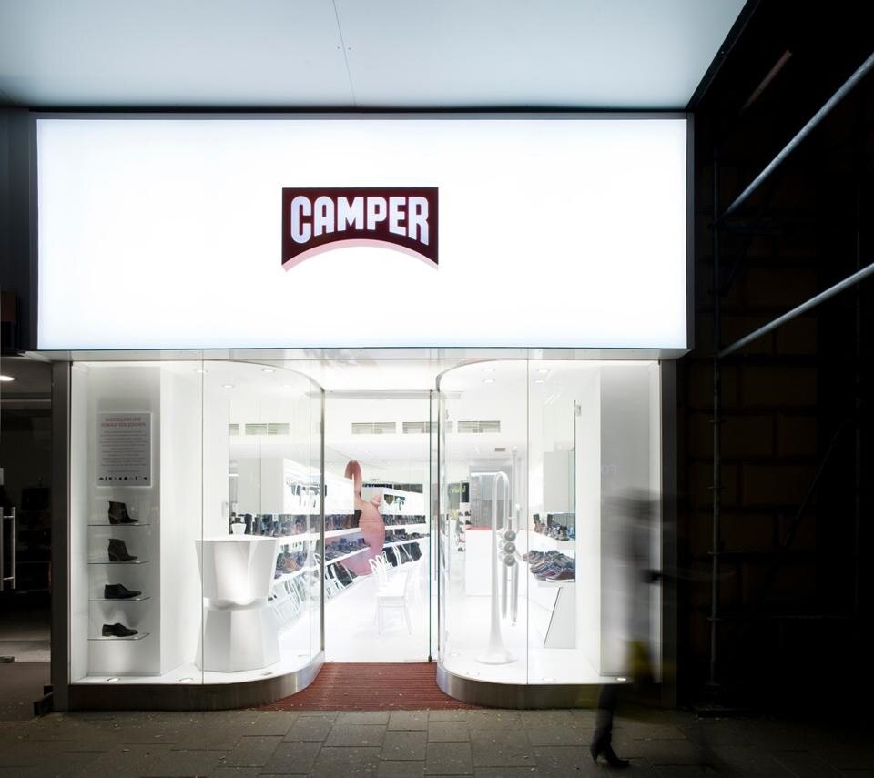 Il negozio Camper disegnato da Juli Capella a Vienna