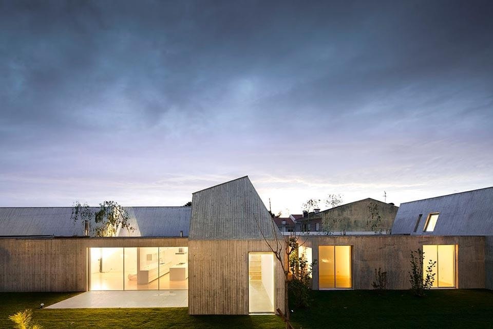 Paula Santos, Casa a Ovar, Portogallo