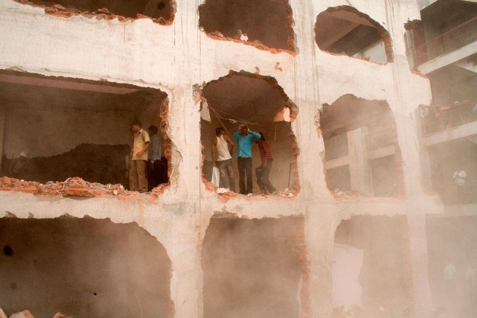 Demolizione di <em>Brick Arches</em>. Fotografia di Mitul Desai
