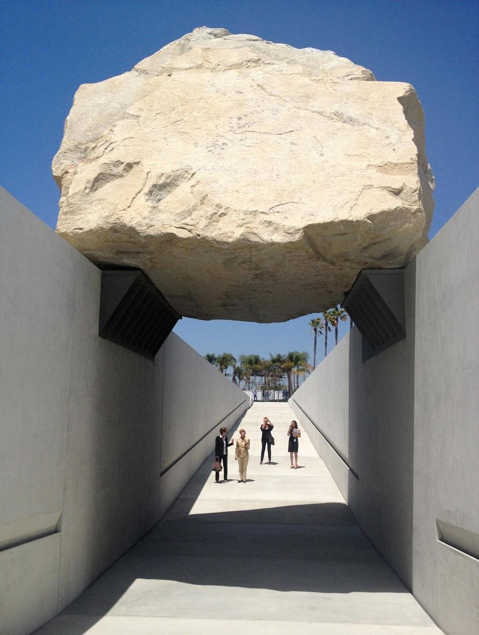 Michael Heizer, <em>Levitated Mass</em>, 2012. LACMA, Los Angeles. Copyright Michael Heizer.
