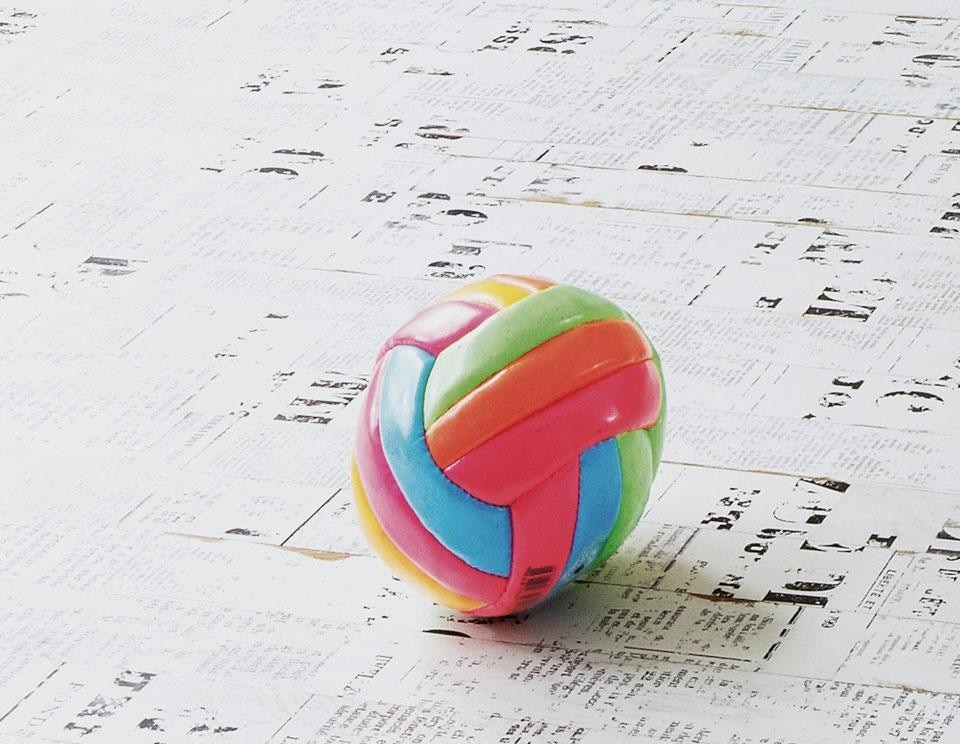 Nuova collezione di pavimenti in legno Old News di Bauwerk, disegnati da Virginia Maissen