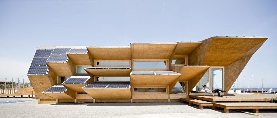 <i>Endesa Pavilion</i>, IAAC Institute for Advanced Architecture of Catalonia, Marina Dock, Barcelona. Photo ©Adrià Goula