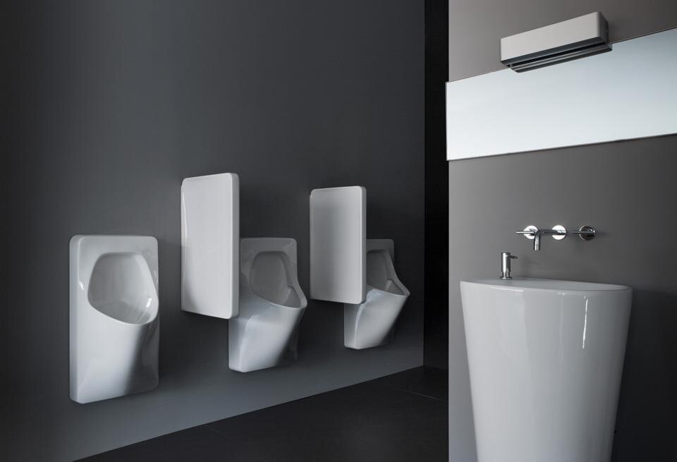 Orinatoio Antero e divisorio Cinto di Toan Nguyen per Laufen