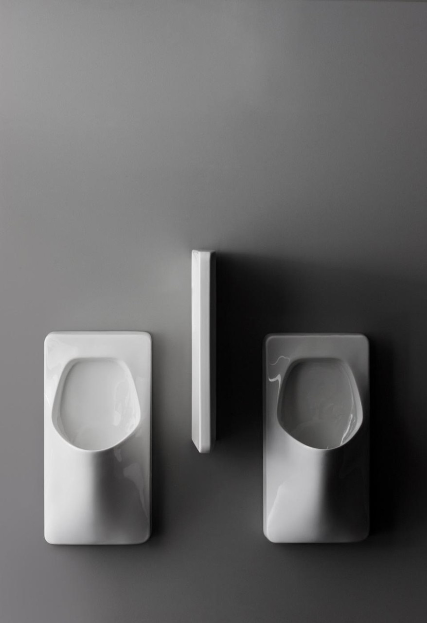 Orinatoio Antero e divisorio Cinto di Toan Nguyen per Laufen