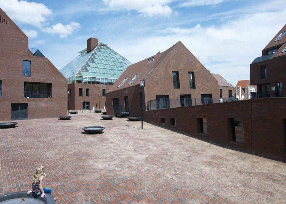 MVRDV, Spijkenisse Book Mountain, nuova biblioteca di Spijkenisse, Olanda 2012

