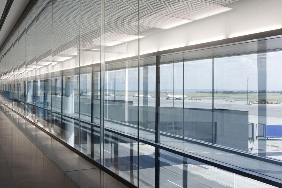 Baumschlager Eberle, estensione dell' aeroporto internazionale di Vienna, 2012