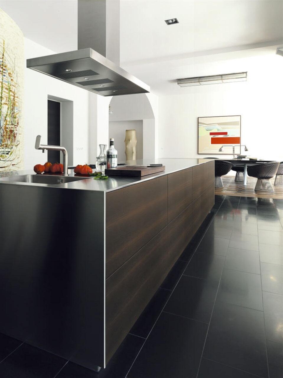 Nuova collezione bulthaup b3, pensata per integrarsi non solo alla cucina ma anche a tutto il resto della casa. 