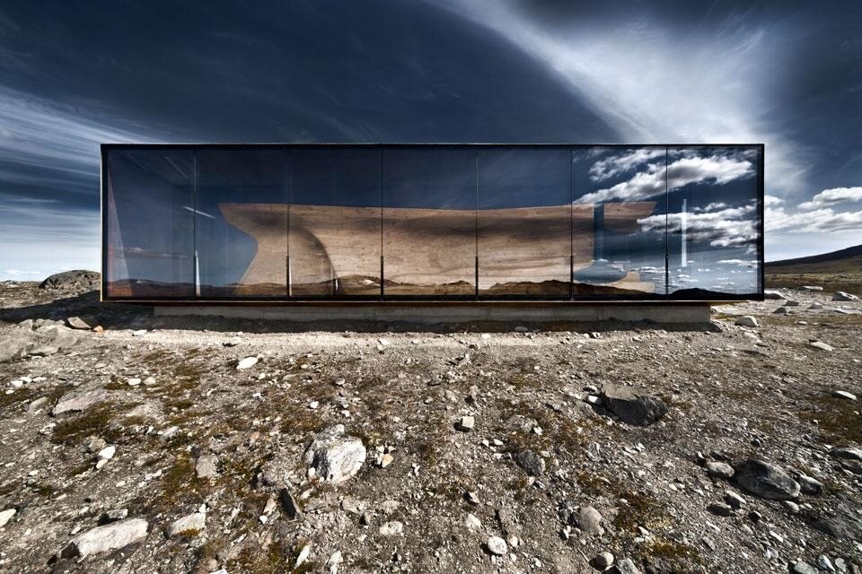 In apertura e sopra: Reindeer Pavilion, Snøhetta. Photo diephotodesign.de 
