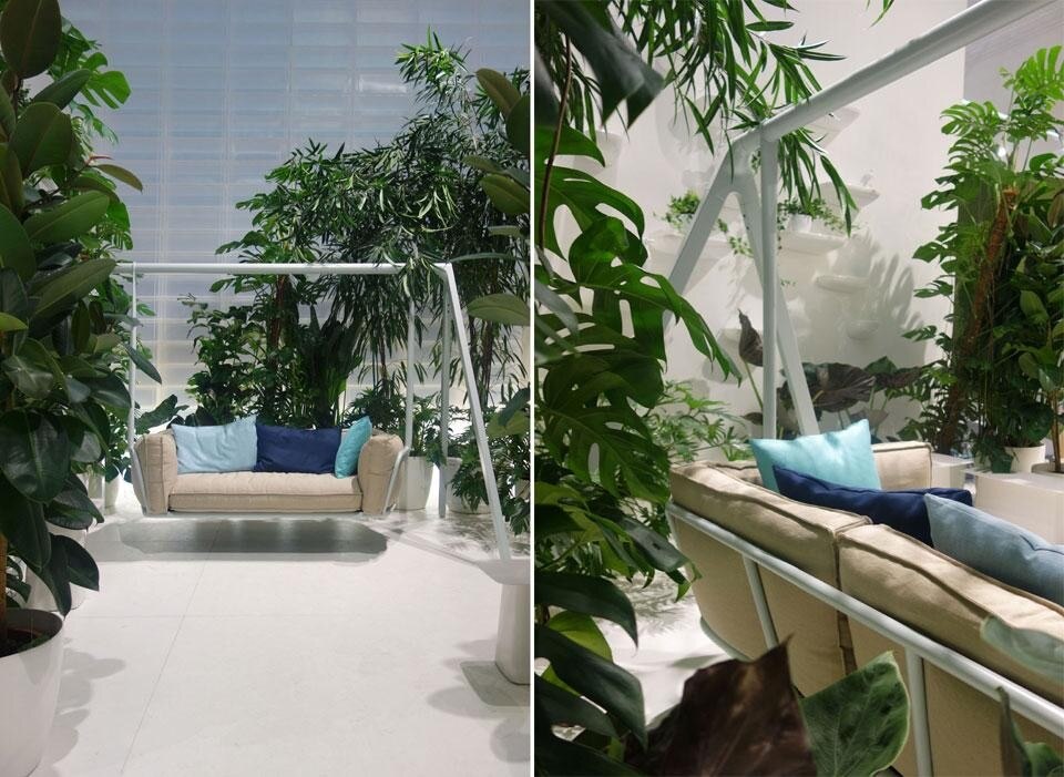 Swing Sofa di Werner Aisslinger per Vitra. Orgatec 2012, Colonia