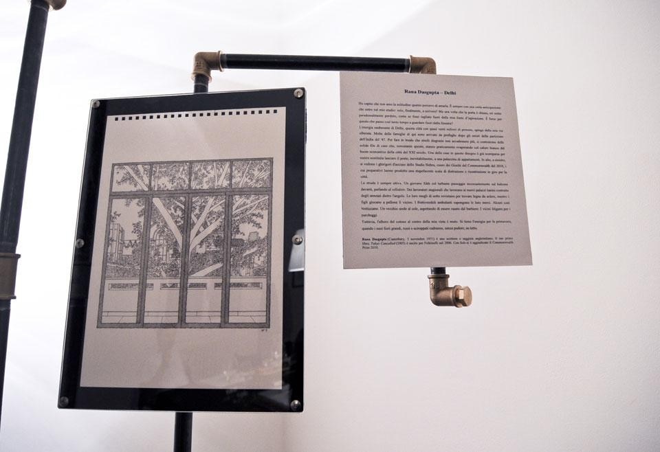 Matteo Pericoli, “Finestre di scrittori”, in mostra alla Casa dei Libri di Andrea Kerbaker, Milano. Allestimento di Matteo Ferrario e Salvatore Virgillito