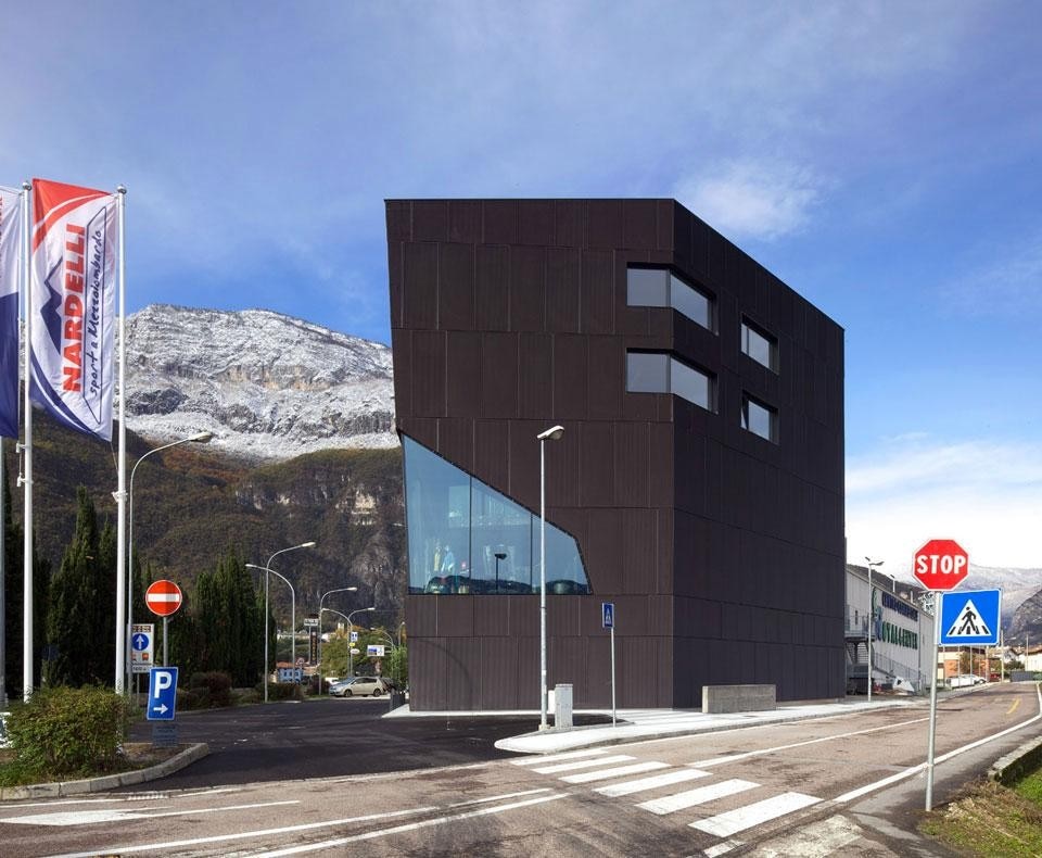 Weber + Winterle, Nardelli Sport, Mezzolombardo (Trento), Italia 2012