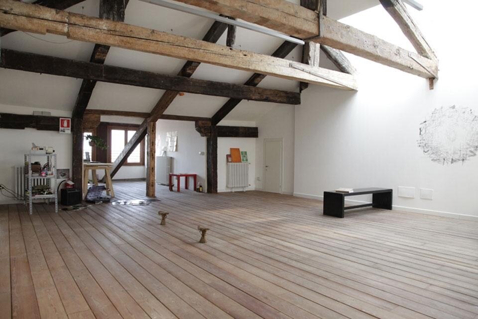 In apertura: spazio studi Bevilacqua La Masa, Venezia. Sopra: studio Palazzo Carminati, Bevilacqua La Masa 