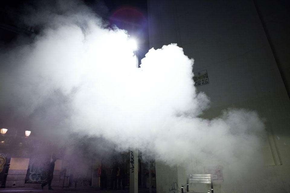 Smoke and noise Domus